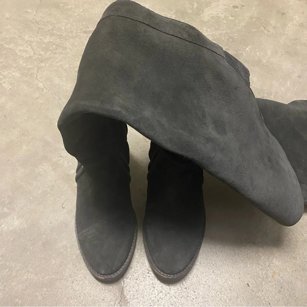 Vince Camuto Women’s Melaya Over the Knee Boots 7.5M Suede Leather Block Heel